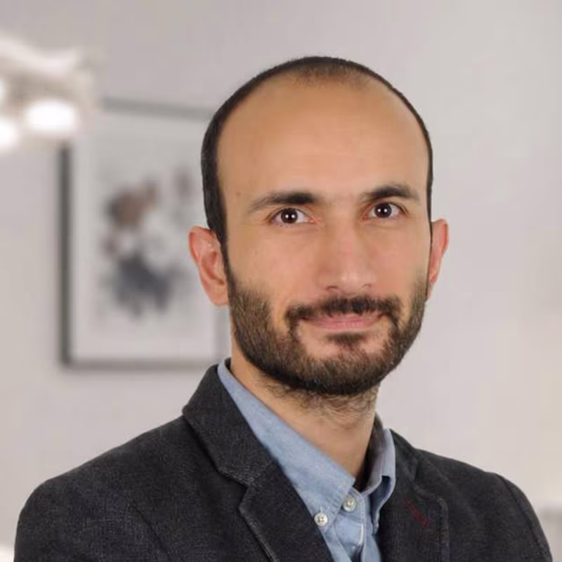 Op. Dr. Enis Yalçın